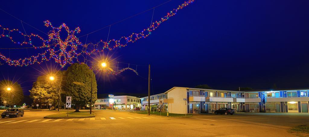 Bowmont Motel Penticton Exterior photo